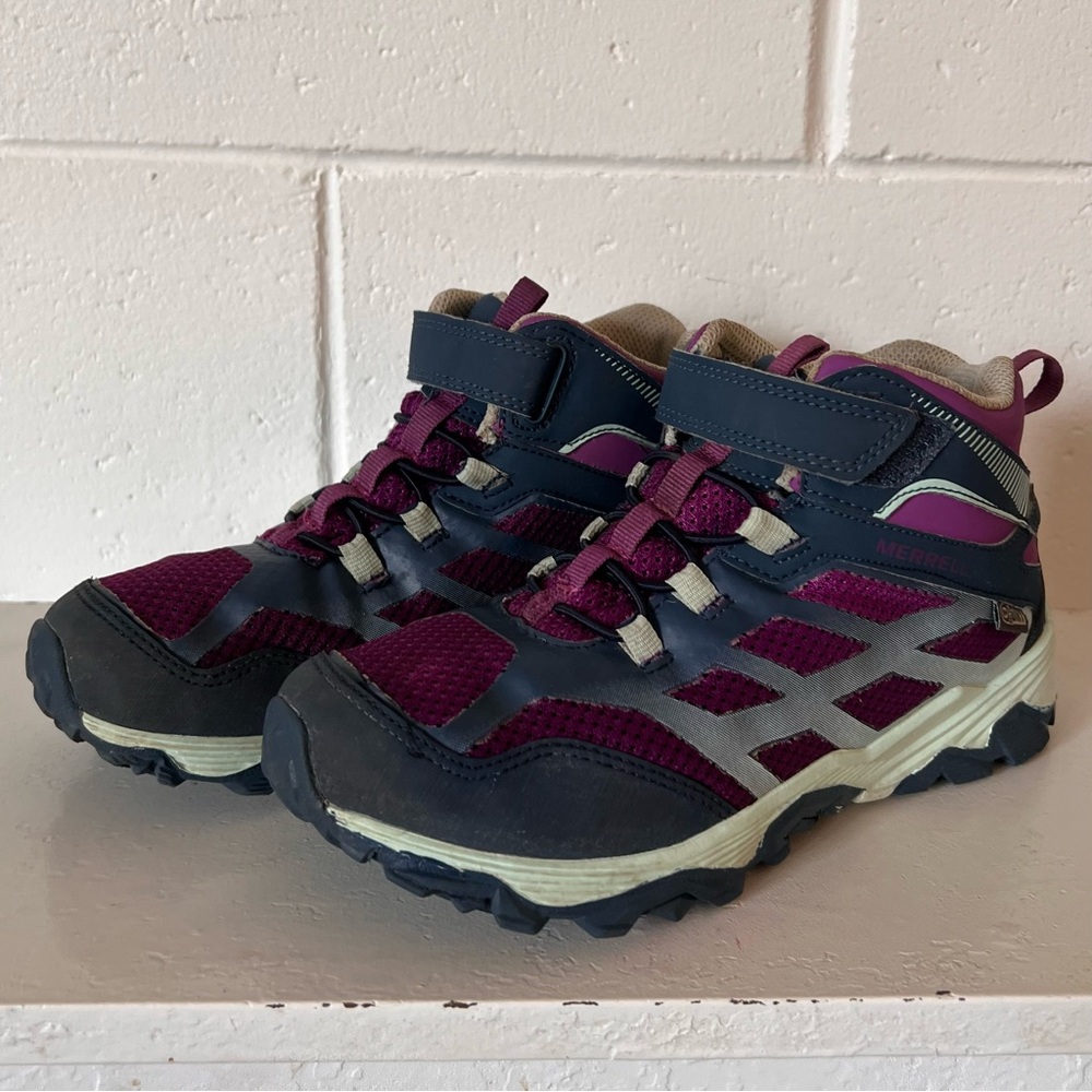Merrell Kids Moab FST Mid A/C Waterproof Hiking Shoes Purple Navy US size 4
